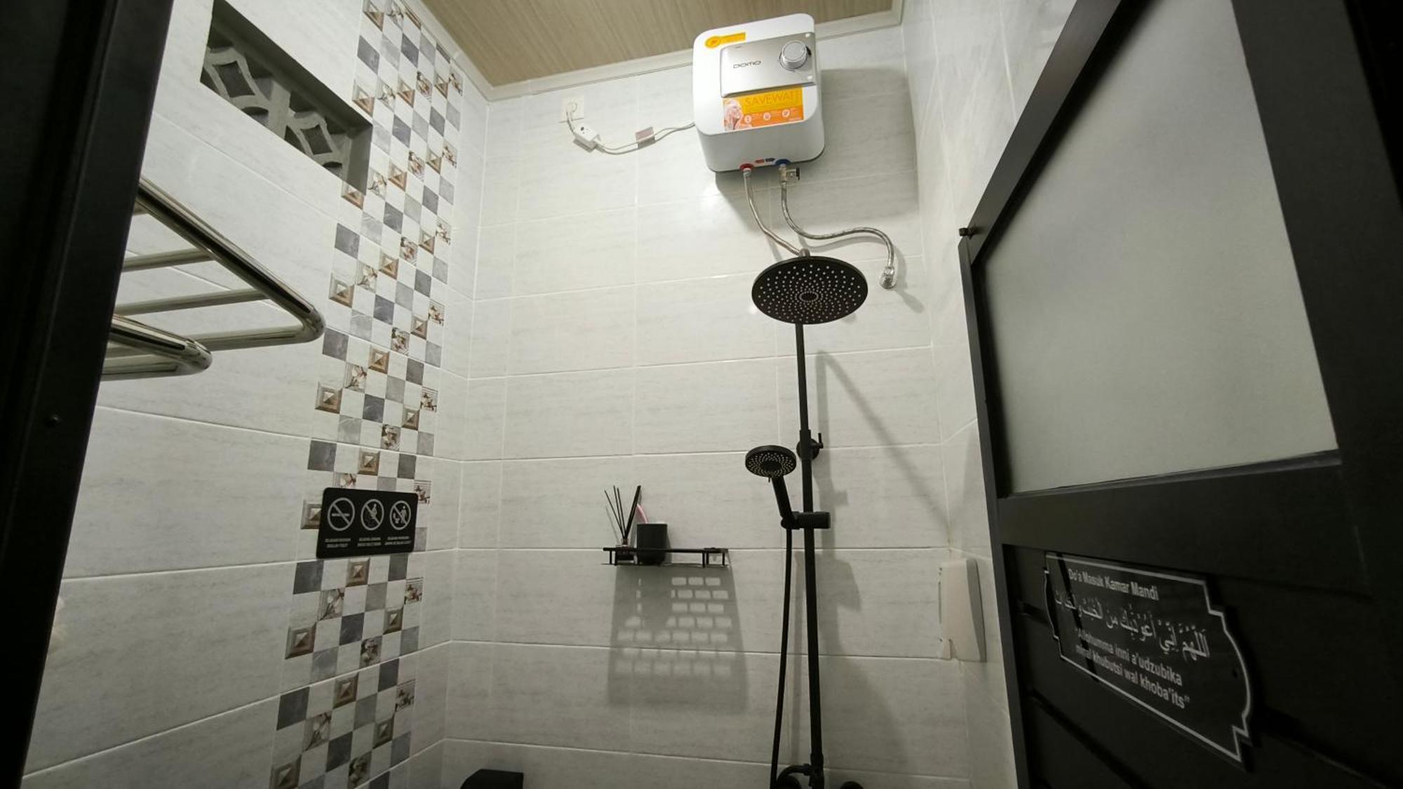 Premier Homestay Syariah Kalasan Esterno foto