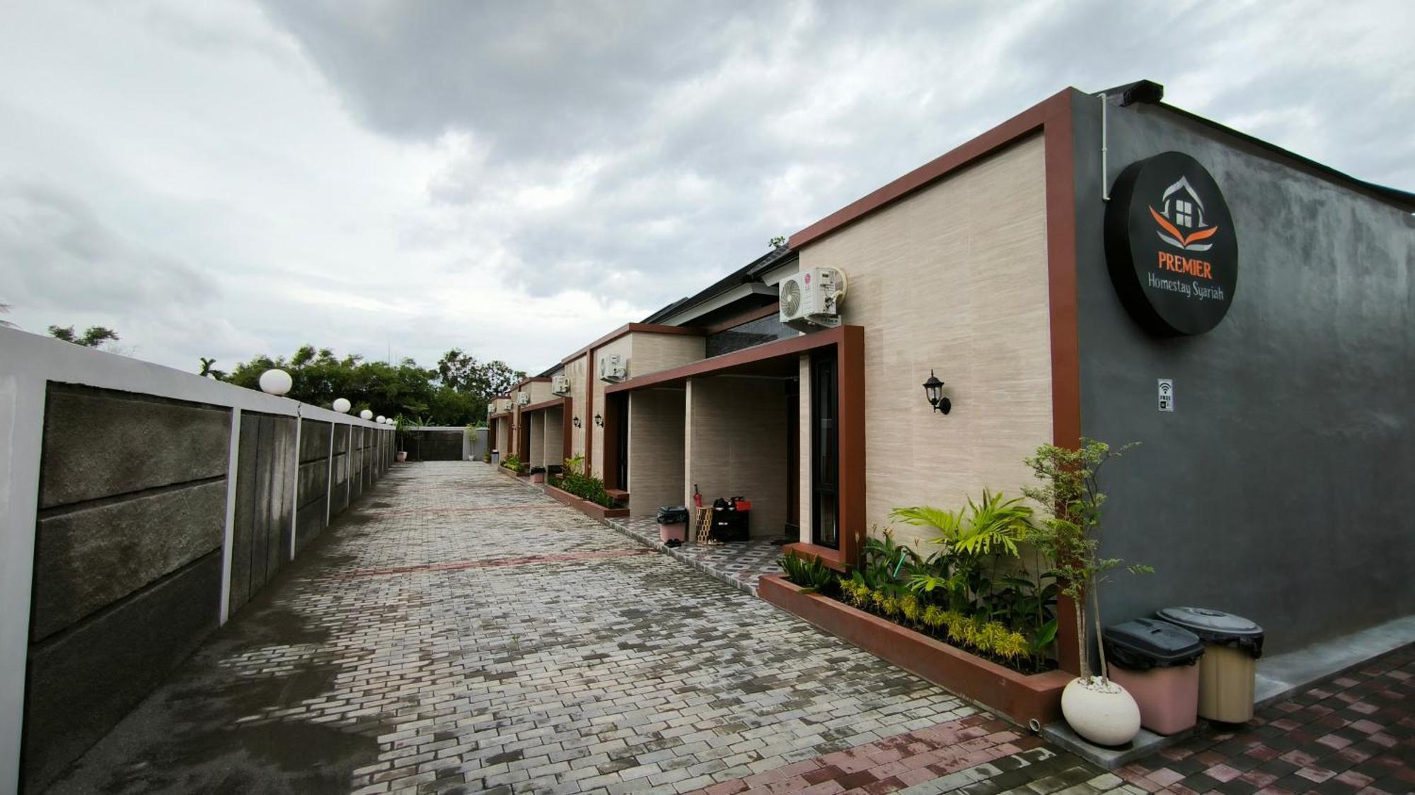 Premier Homestay Syariah Kalasan Esterno foto